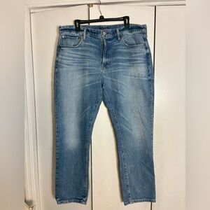 Lucky Brand Jeans Mens 38x30 Blue 223 Straight Mid Rise Med Wash Casual Grunge